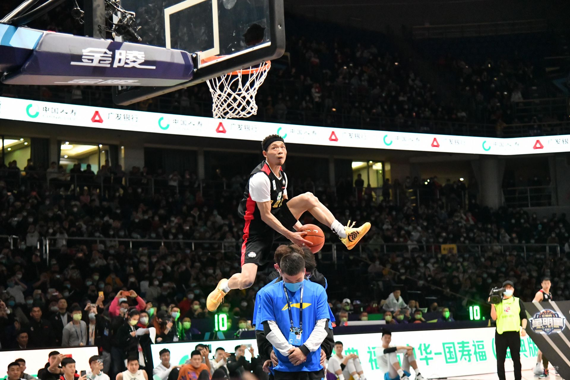 过去两个赛 过去两个赛