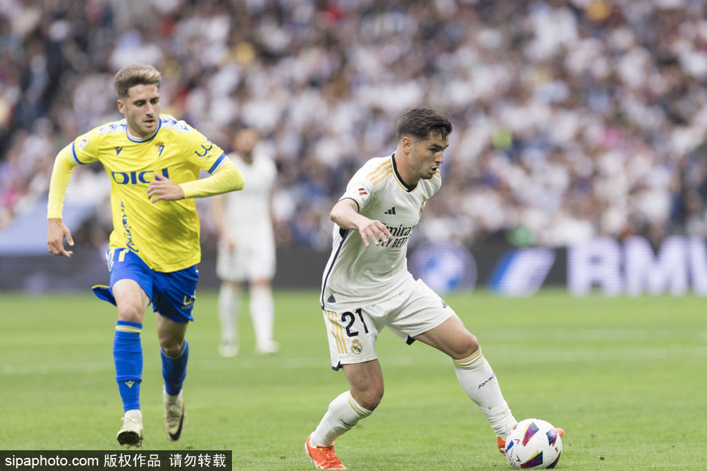 他不仅是一 他不仅是一