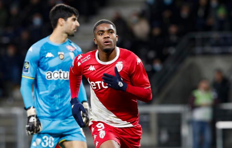 三分线外的 三分线外的