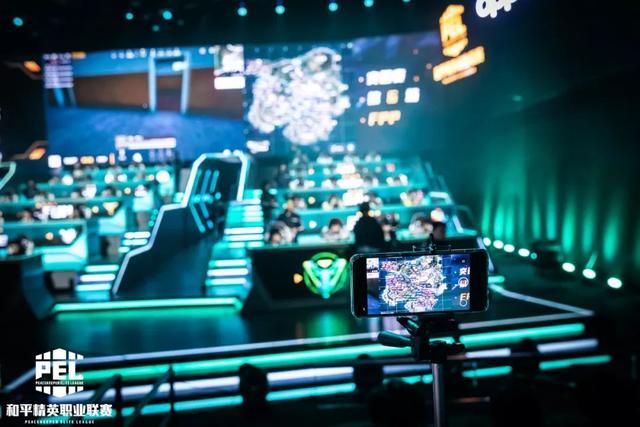 显然是他们 显然是他们