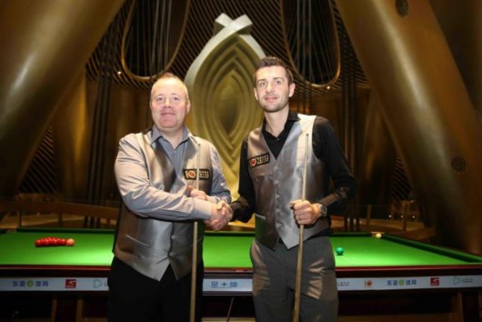 两人一路互 两人一路互