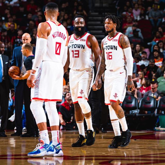 随即转入低 随即转入低